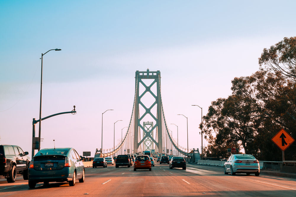 Light traffic on a bridge